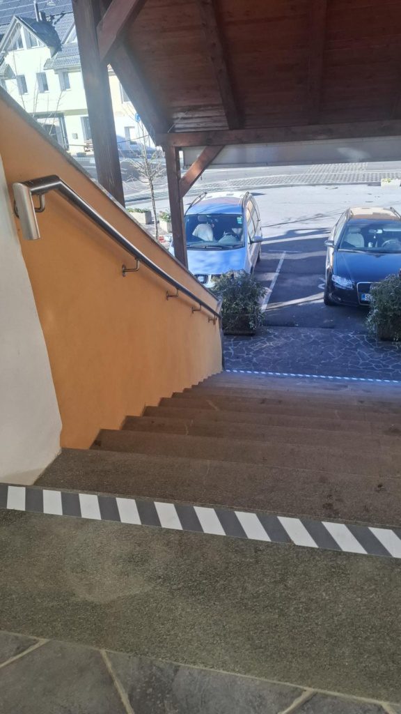 1cf4d248 57a1 4dfa a86d 80a068859455